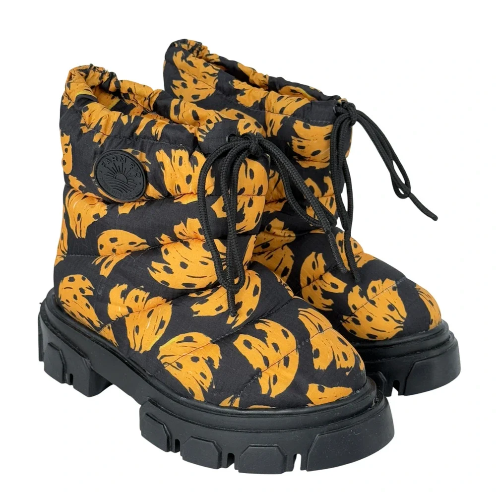 NEW FARM RIO BLACK YELLOW BANANA BUNCH LUG SOLE PLATFORM ANKLE BOOTS BOOTIES 6